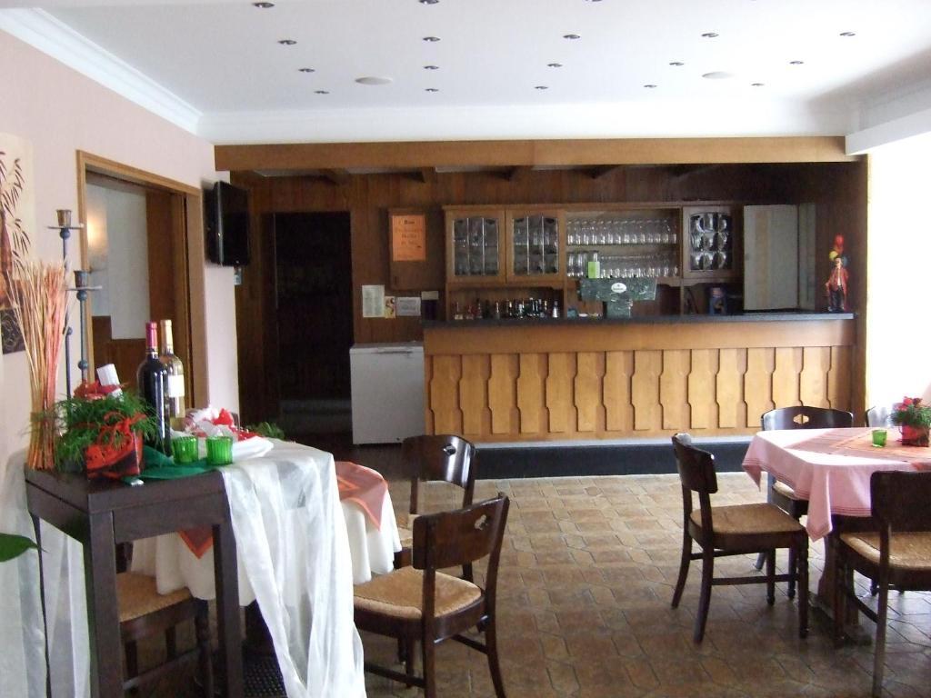 Hotel Rose Georgsmarienhütte Buitenkant foto
